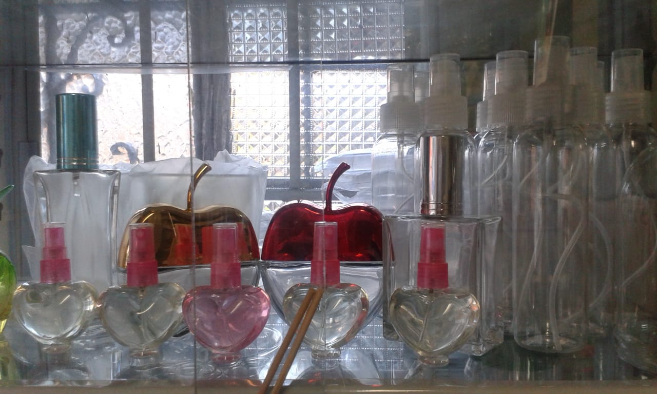 Perfumería_y_sus_envases